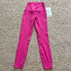 NWT Lululemon Align HR Leggings 25” size 2 Sonic Pink